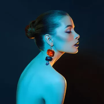 李女士